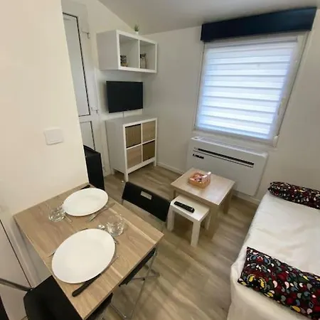 Appartement Le Nid Sacre, Climatise, Proche Gare Centre, Arena *