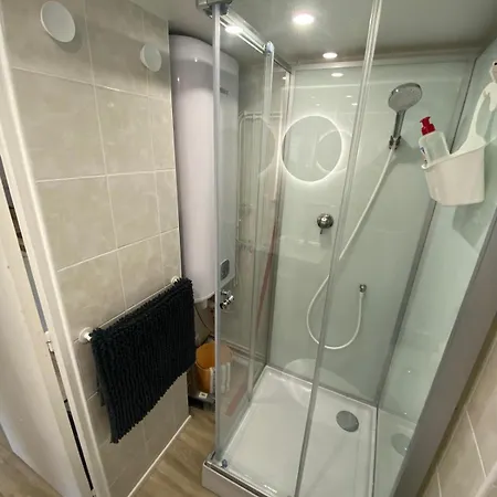 Le Nid Sacre, Climatise, Proche Gare Centre, Arena Apartment